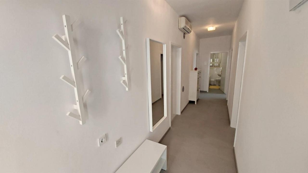 Apartment Cedo Omis Exterior photo