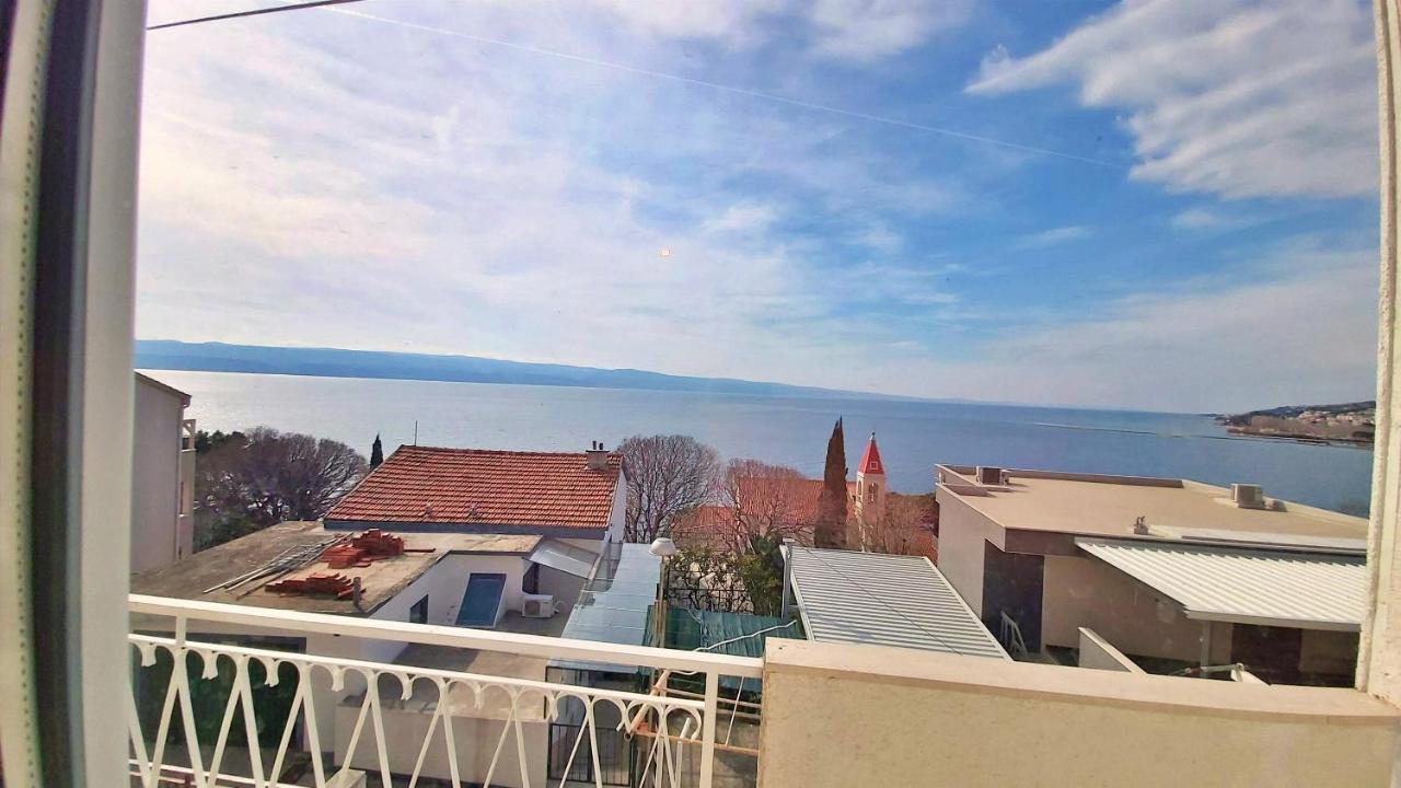 Apartment Cedo Omis Exterior photo